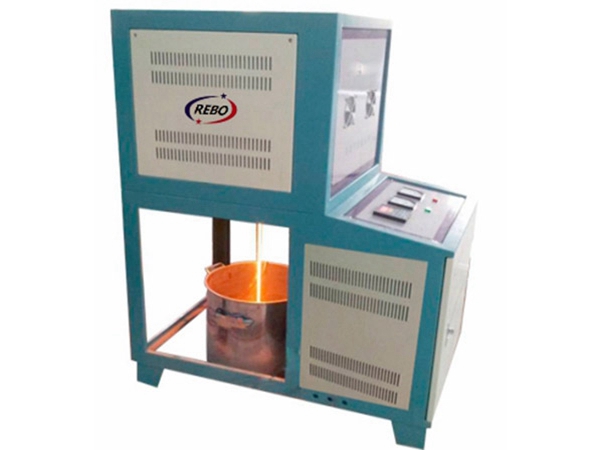Glass frit furnace